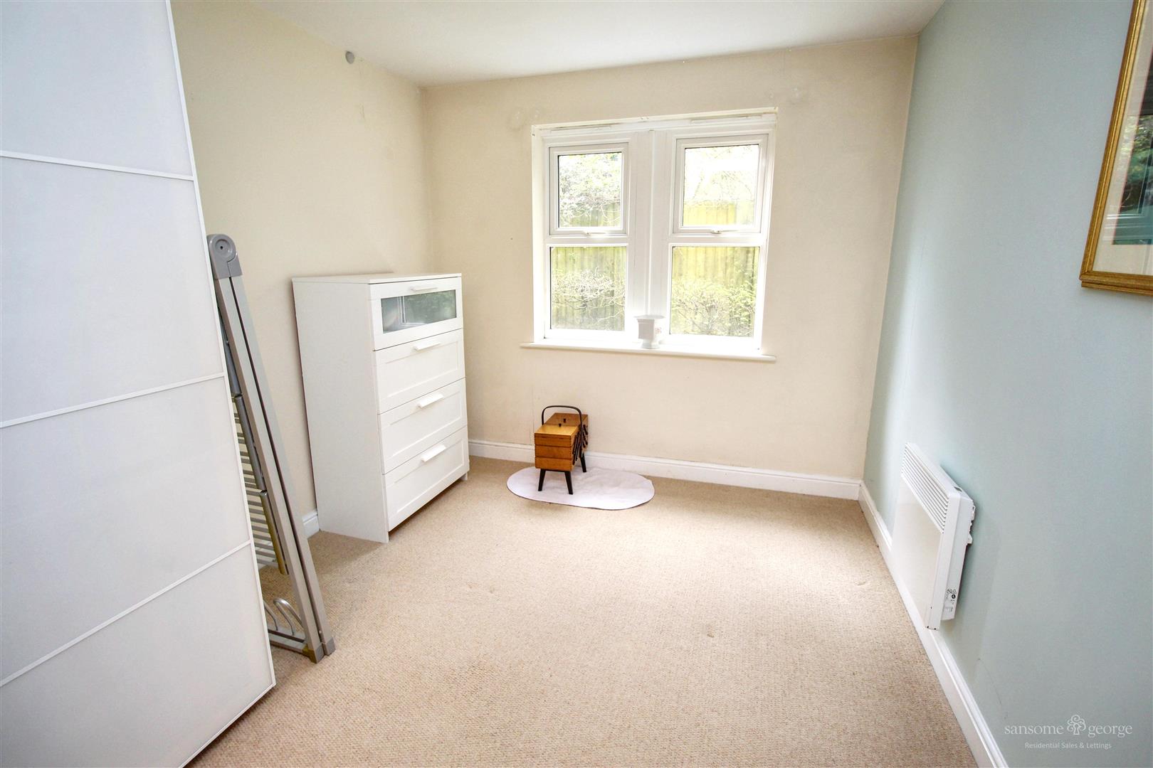 Pryor Close, Tilehurst, Reading